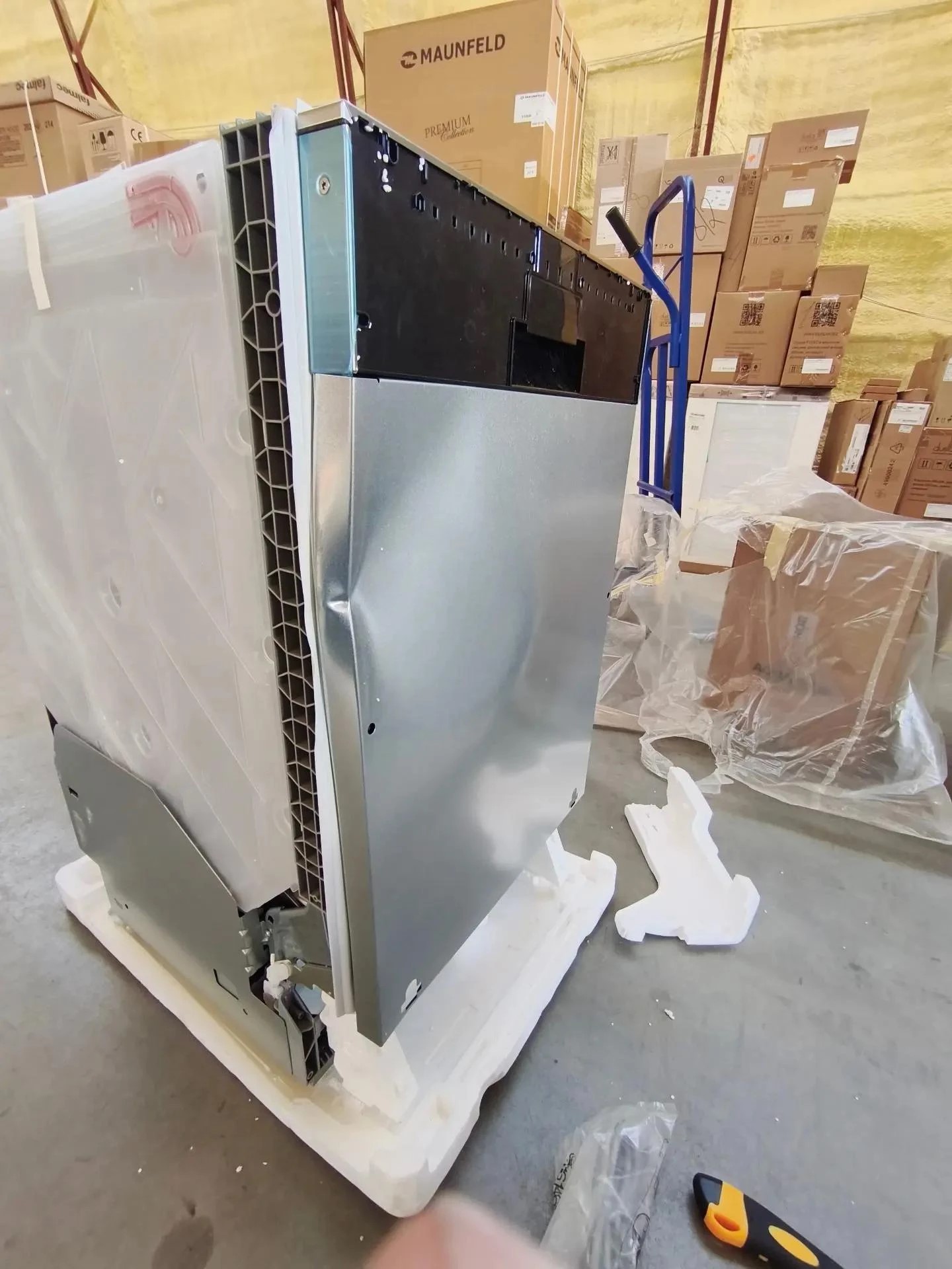 Превью картинка Посудомоечная машина 45см встраиваемая Bosch SPV6EMX65Q (Уценка) #3